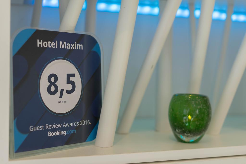 Hotel Maxim Langenfeld  Exterior foto
